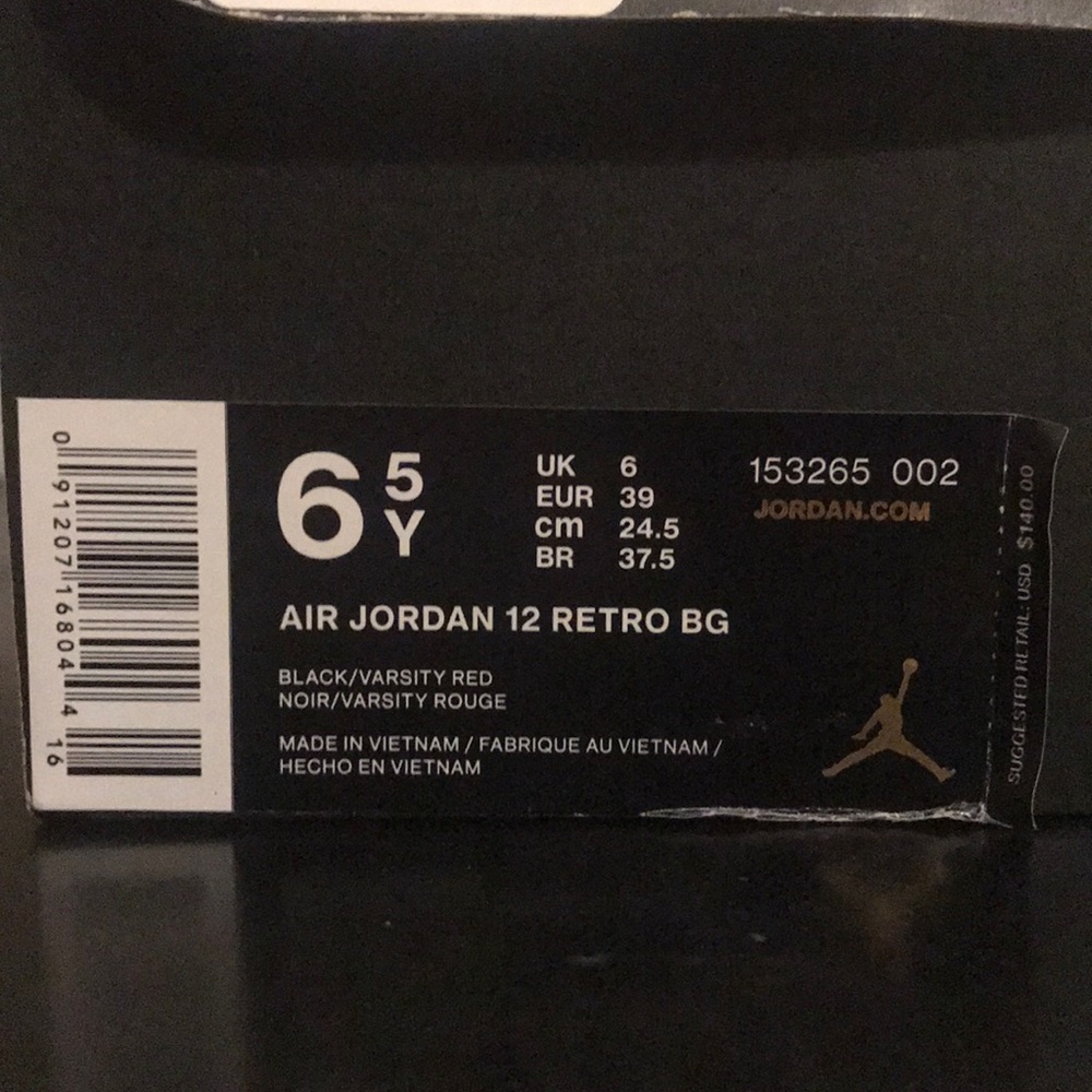 Air Jordan 12 Retro BG size 6.5